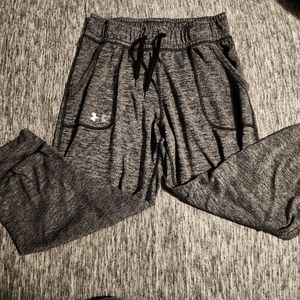 Under Armor Cropped Joggers